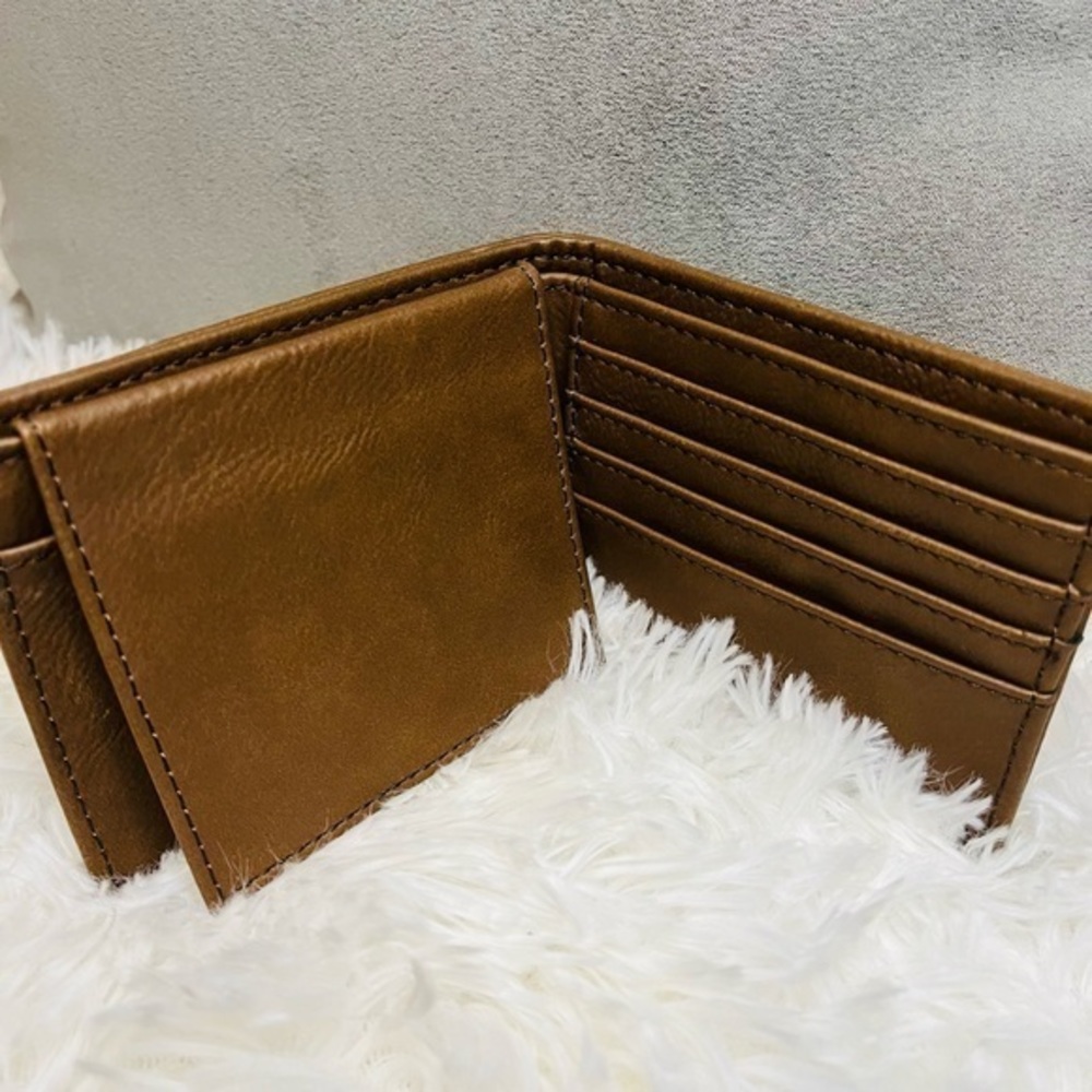 Brown‎ Leather Wallet with embossed floral design - Picture 3 of 3